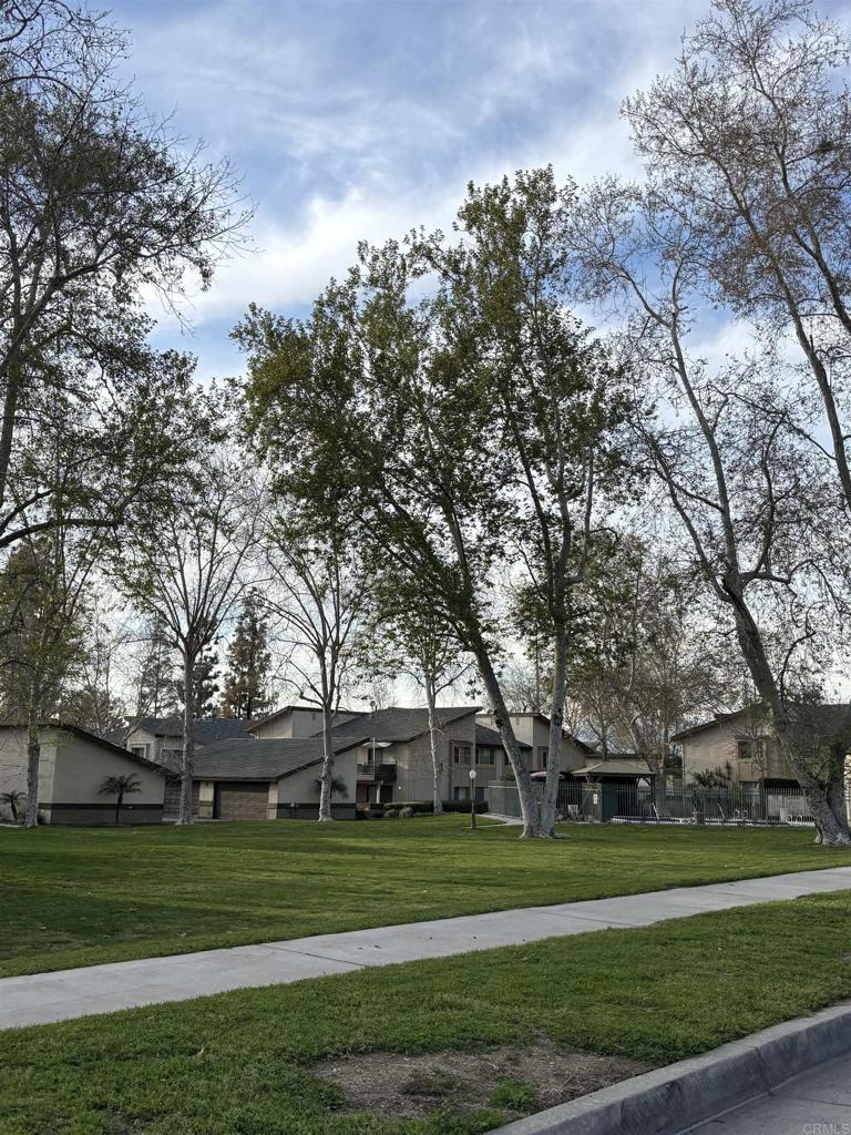 1169 East Cornell Ave #52 Avenue 52