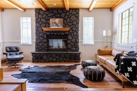 1075 Rivera Drive Wrightwood CA 92397