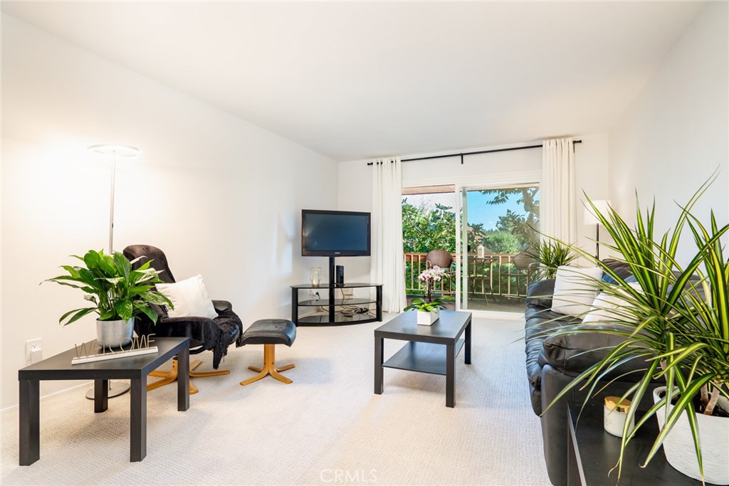 Villa Warner (VWAR) - Residential