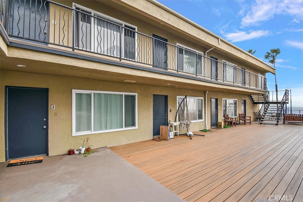 1802 Esplanade