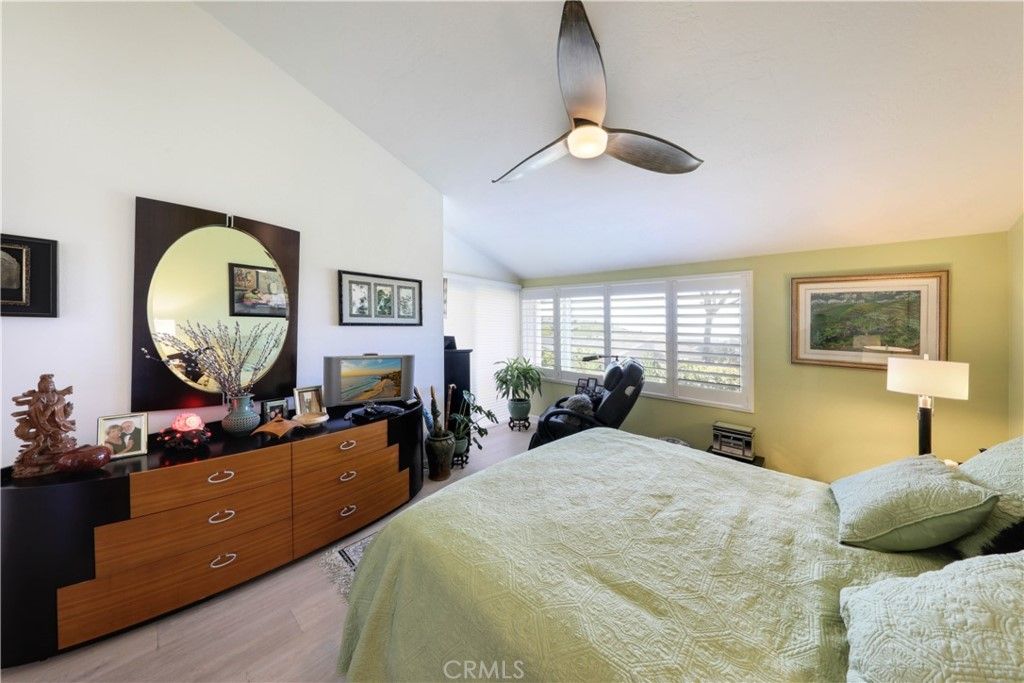 listing image 130721718298604331773