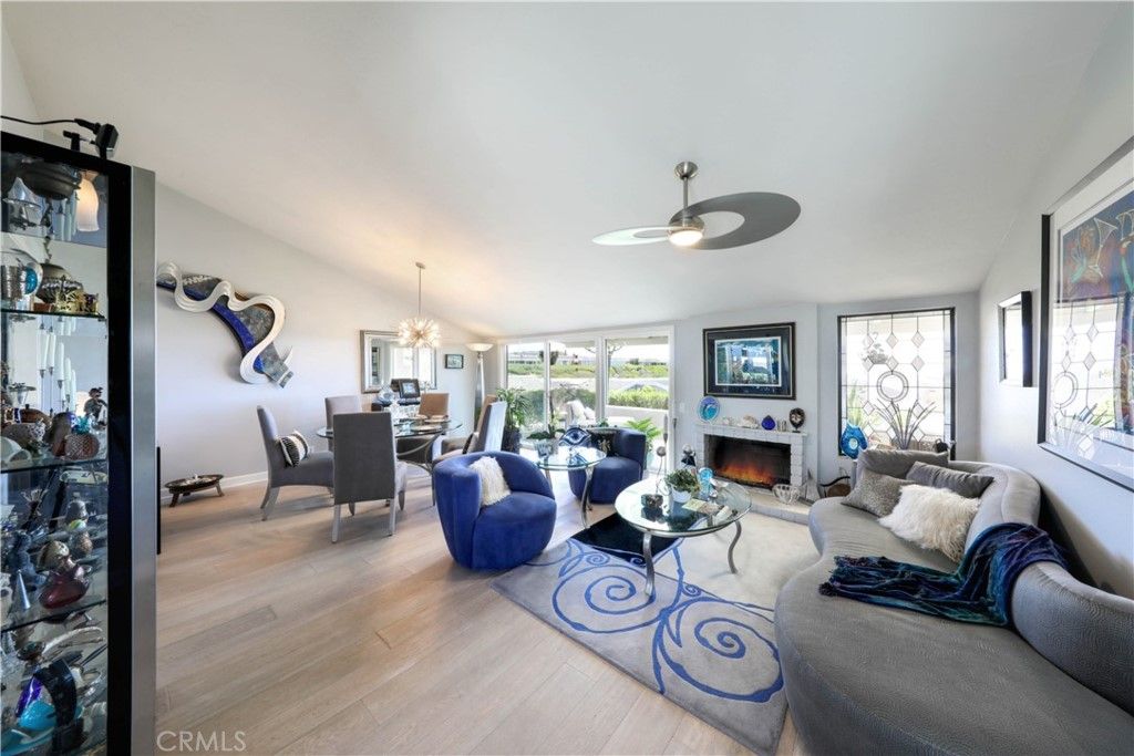 listing image 130721123683965959555
