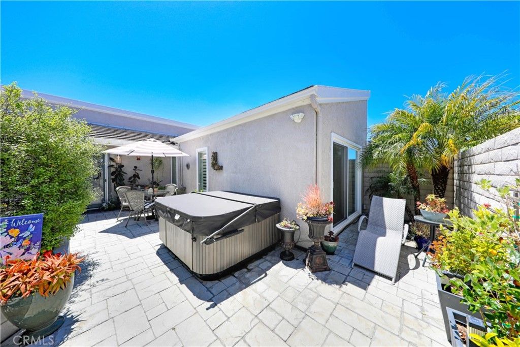 listing image 130720861201541085126