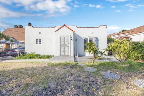 A home in El Monte