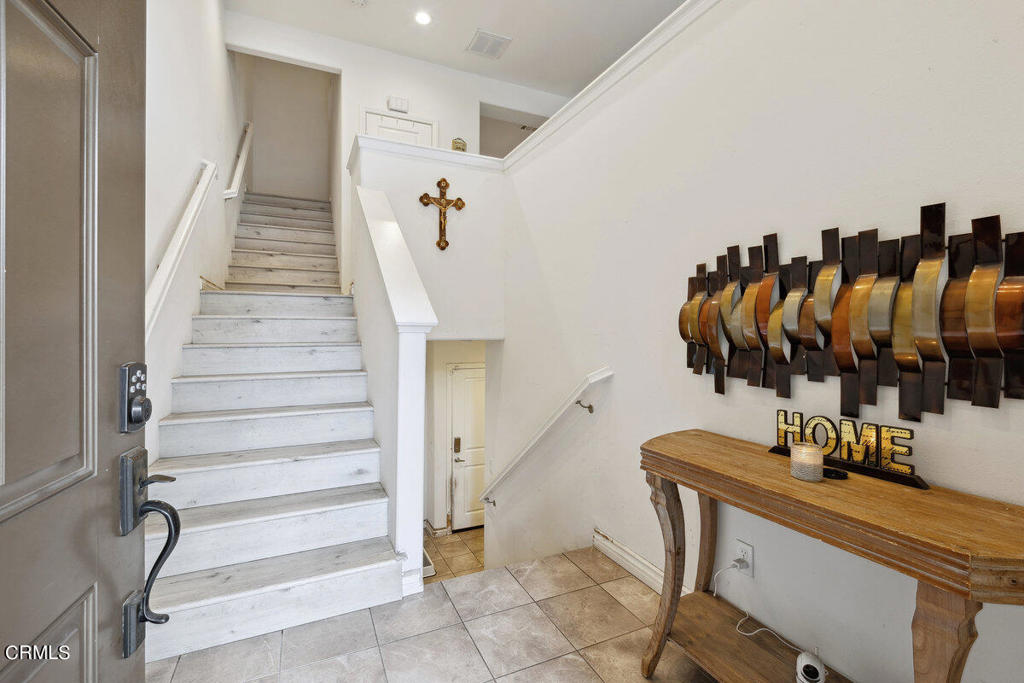 3781 W Hemlock Street