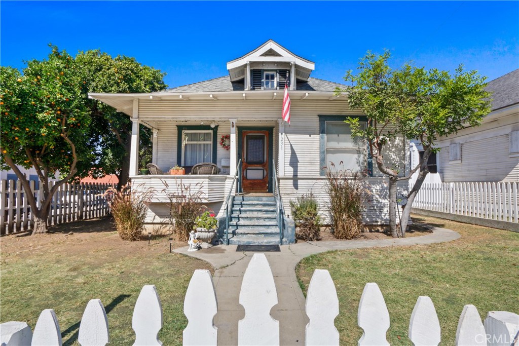 View Whittier, CA 90602 house