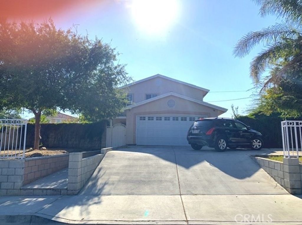 listing image 130722884501318929604