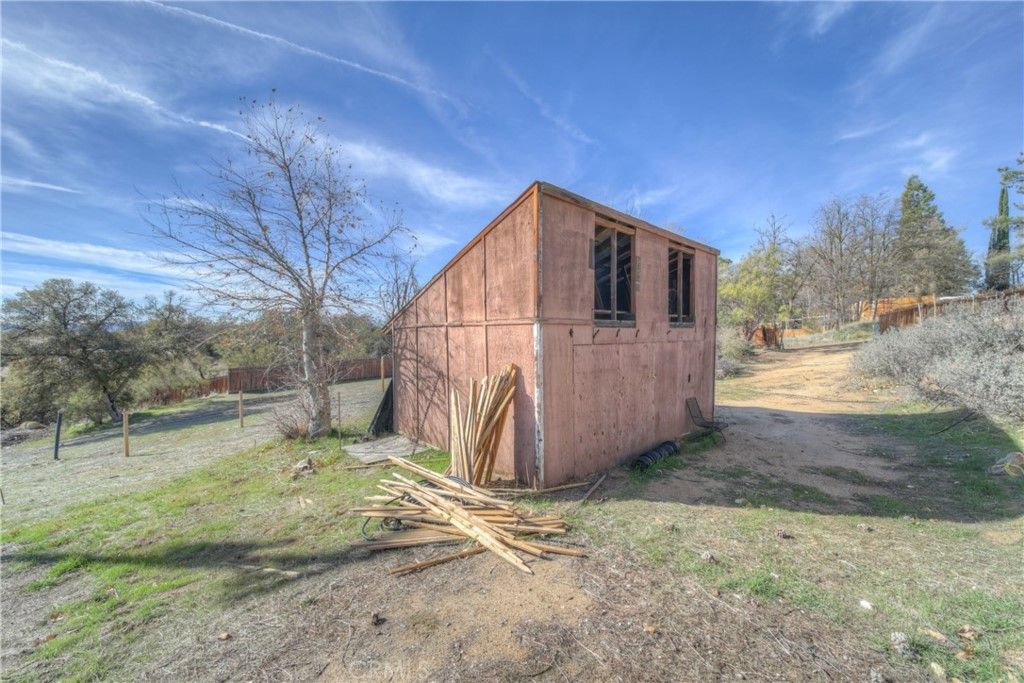listing image 130728481082476126967