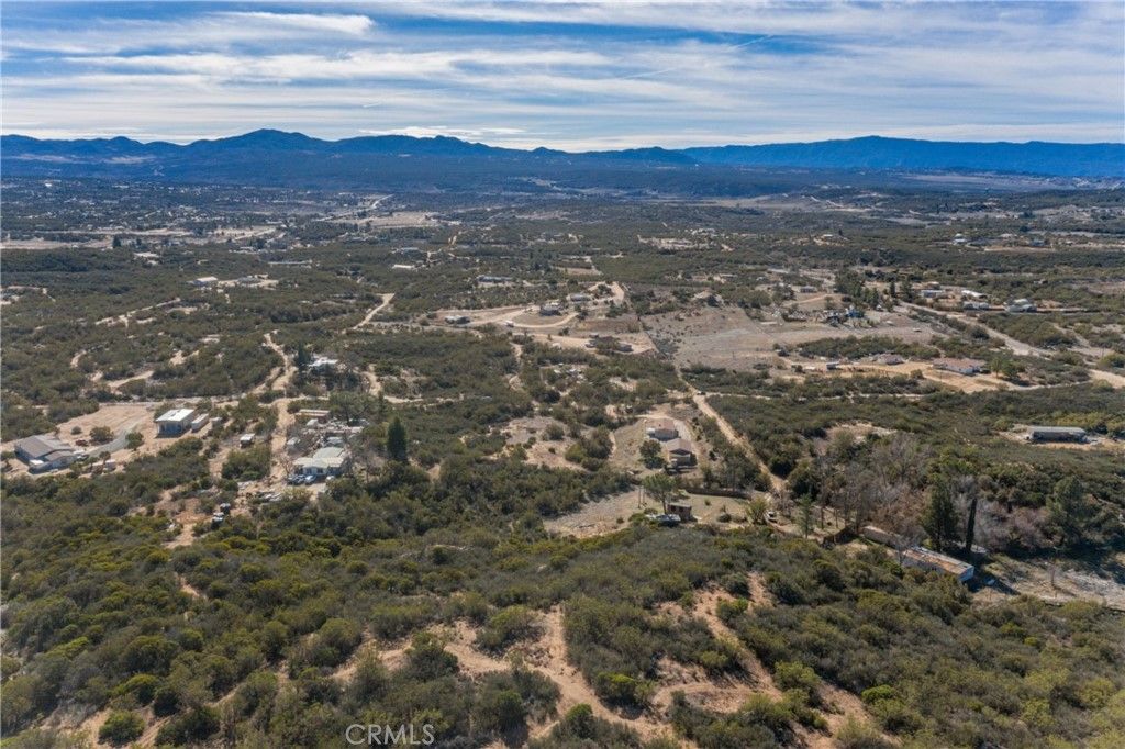 listing image 130729574215096425515