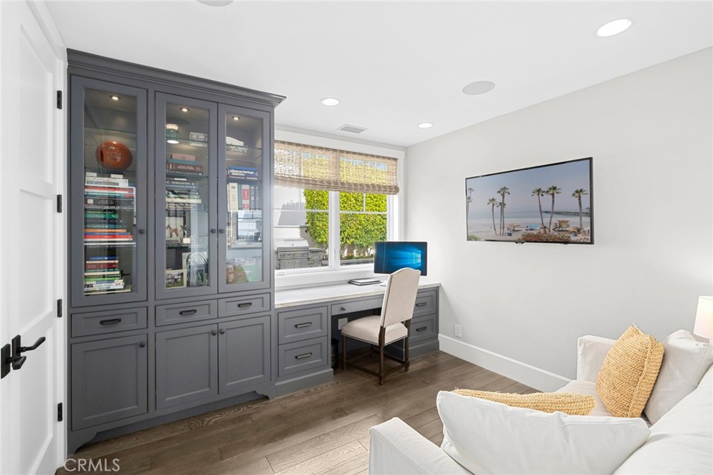 Balboa Peninsula Point (BLPP) - Residential