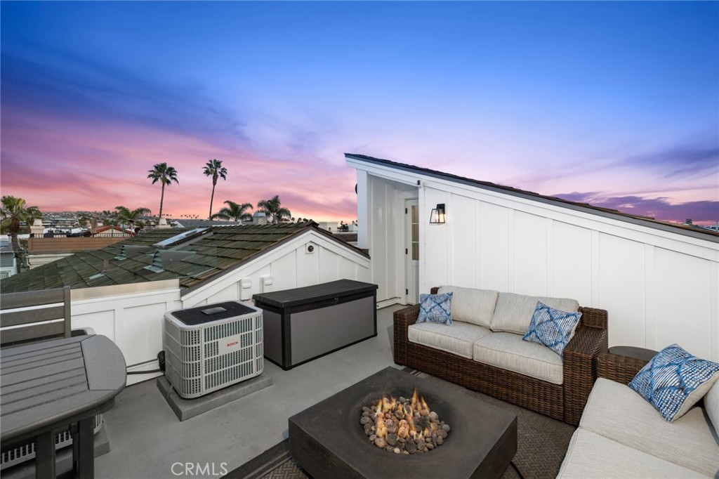 Balboa Peninsula Point (BLPP) - Residential