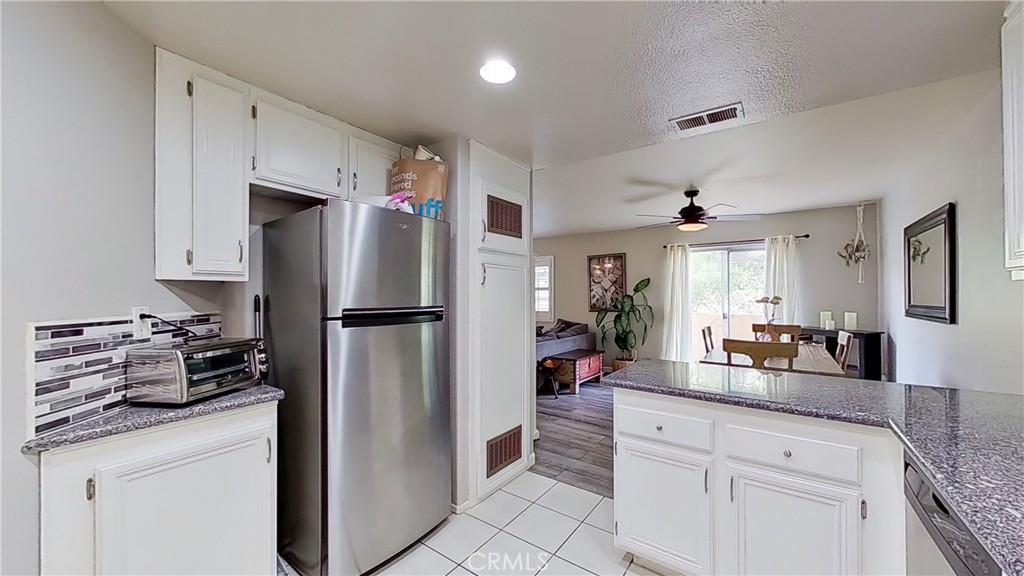 Photo 11 of 41 of 18824 Vista Del Canon D condo