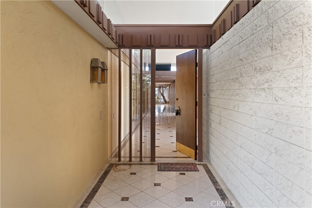 1470 Laurel Way
