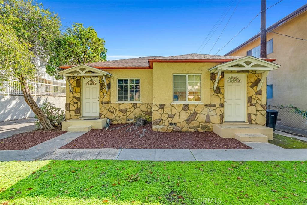 Just reduced! Owner will carry the 1st trust deed with 40% down for 4 years. First year to be 5%, second year to be 6%, third year to be 7% and the fourth year to be 8%. Perfect opportunity to obtain this investment and have lower interest rates for the first years to make improvements or additions. This is an incredible value-add opportunity situated in a highly desirable area of Burbank. Boasting a generous 10,603 sq. ft. lot, this property offers significant development potential—possibility to build up to 10 units, subject to verification and approval by the City of Burbank. Buyers are encouraged to conduct their own due diligence with the city to explore the full scope of development options.
Currently, the property features six well-maintained residential units, thoughtfully distributed across three separate garden-style buildings. The unit mix includes:
Three (3) units with 1 bedroom and 1 bathroom, and
Three (3) units with 2 bedrooms and 1 bathroom.
Each unit offers a comfortable and functional living space, and five out of six units are equipped with central heating and air conditioning for year-round comfort. The interiors have been meticulously maintained, reflecting pride of ownership, and several long-term tenants add stability to this income-producing asset.
Parking accommodations include a 4-car carport and three uncovered parking spaces, offering a total of 7 on-site parking spots. A coin-operated laundry area, conveniently located within one of the carports, provides additional income potential and convenience for tenants.
Notably, the last two units were originally one large single-family residence that has been divided into two separate units—this alteration may have been done without permits, and buyers should investigate accordingly.
To enhance the appeal, the seller is offering seller financing, and is willing to carry the first trust deed with 40% down payment for a term of two years, with competitive interest rates. This is a rare chance to secure a valuable investment with favorable financing terms.
Offers are subject to inspection