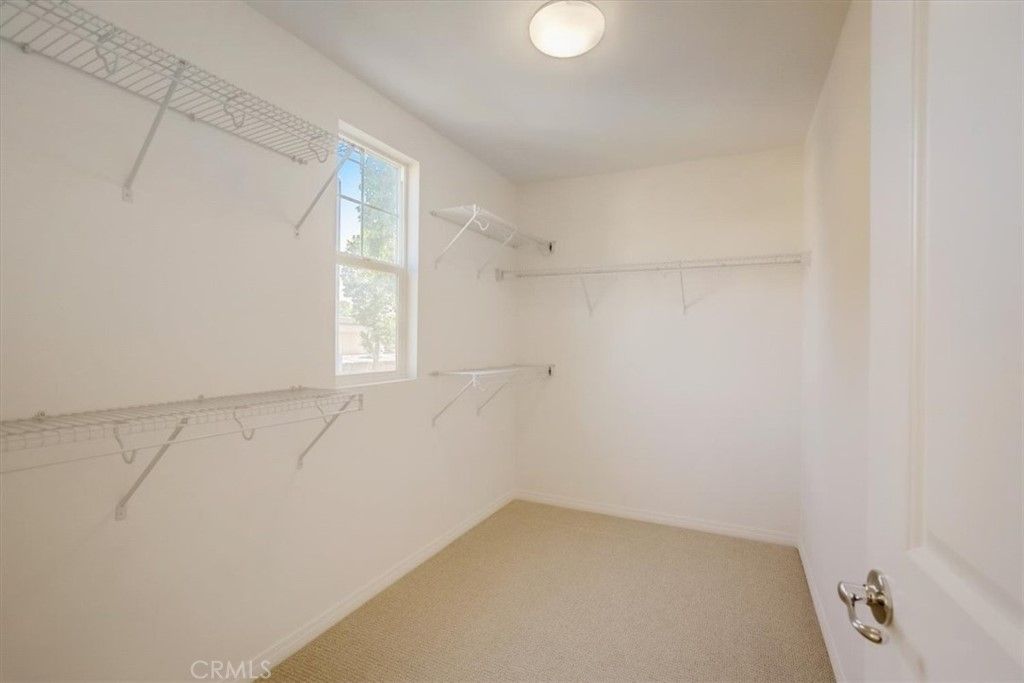 listing image 130720331266639847973