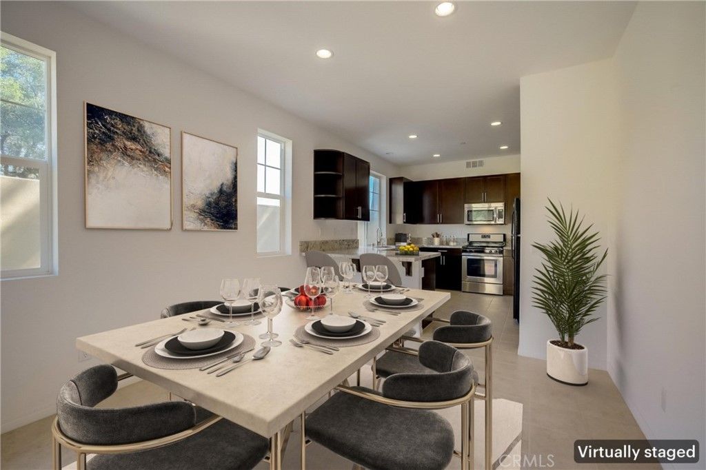 listing image 130727429181165275801