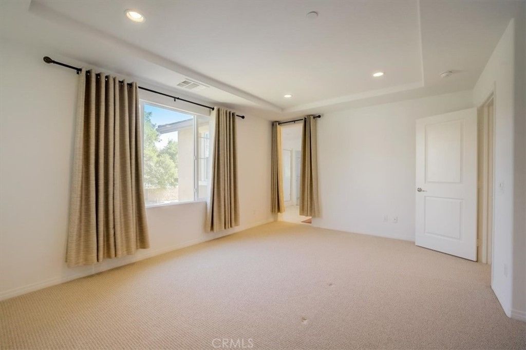 listing image 130728097550191158254