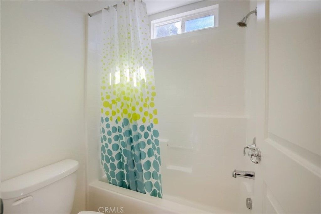 listing image 130729879415843965718