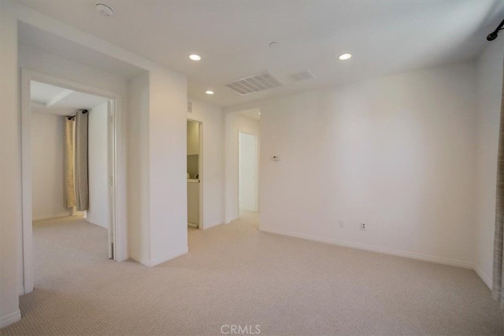listing image 130728522577406021164