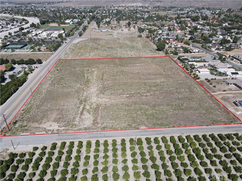 ***PRICE IMPROVEMENT.***VERY MOTIVATED SELLER***BUYER FAILED TO PERFORM.*** Prime Developers Opportunity. Approximately 10 acres of level fully developmental land. Final Trach Map Ready. Located in a Highly Desirable area, these 16 Homesites are ready to build on 1/2 acre lots. Each lot has room for a 2,812 sqft, 4BD, 4 & 2 1/2 BA - 3,850 sqft 4 & 2 1/2 BA House, ADU (Additional Dwelling Unit), RV Access, and an Extra Garage. These 1/2 Acre Lots are exceptional as there are currently no developments with 1/2 Acre Lots within the Hemet or San Jacinto city limits. Start moving dirt upon the close of escrow. 90% of all dirt work is already completed. Sewer, Water Gas and Electric are next to the tract. Individual Water Meters have been APPROVED by Lake Hemet for each parcel. No Mello Roos. A Completed 24" storm drain located on Fairview services the entire tract eliminating stored water requirement. All fees already paid. Option for a Gated Entry has already been Approved. This site is only two blocks from the Riverside County Sheriff's Office, 10 minutes to the 10 Freeway, and close to the Ramona Expressway.