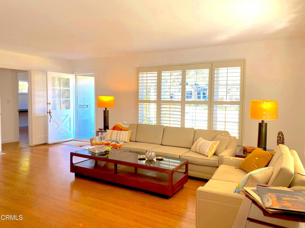 Photo 4 of 33 of 1667 Casitas Avenue house