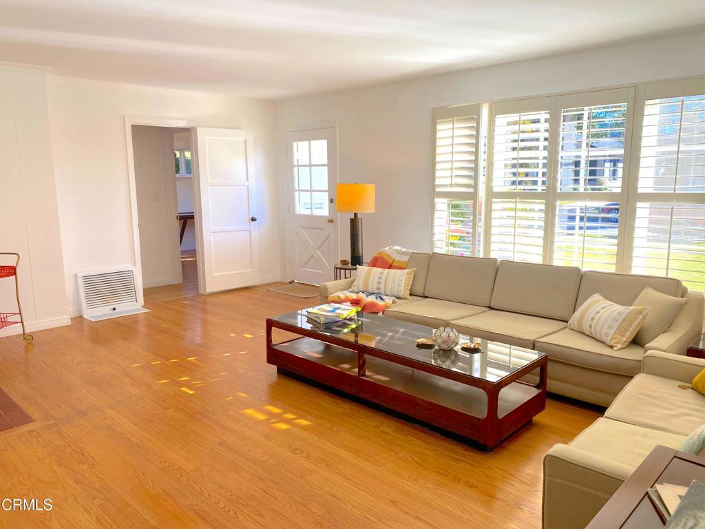 Photo 5 of 33 of 1667 Casitas Avenue house