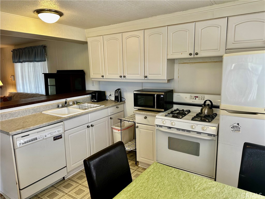24414 University Avenue 68