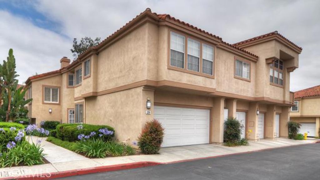 listing image 130724280514431683677