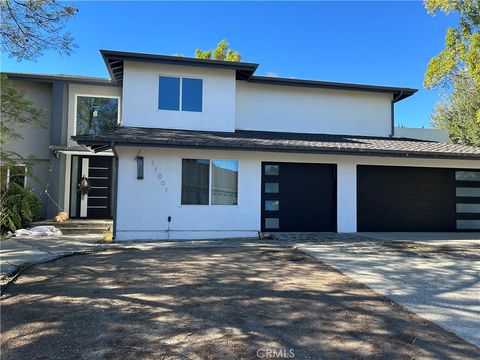 A home in Porter Ranch