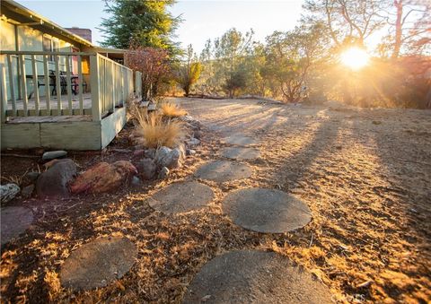 A home in Clearlake Oaks