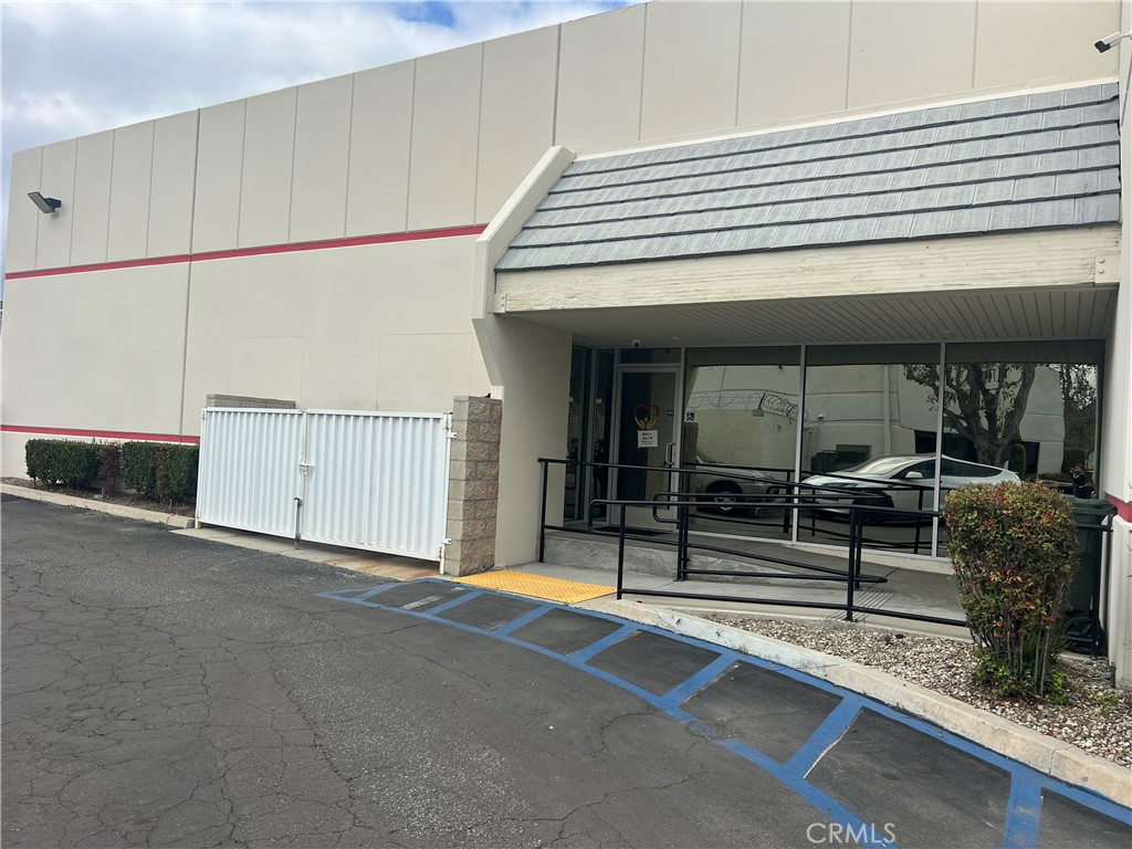Great investment opportunity. Real estate investors will love this opportunity to receive rental income from a tenant who has a contract through November 30, 2031, Tenant is using the entire warehouse for ADHC facility. This property is in a great location with easy access to the 57 freeway.
