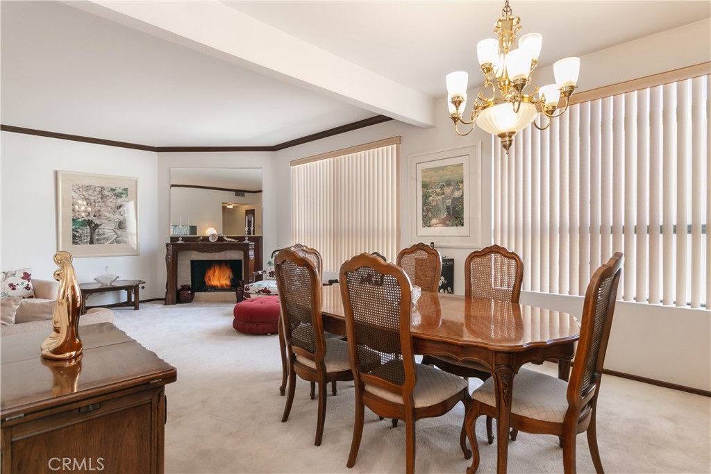 Photo 9 of 22 of 4707 Willis Avenue 205 condo
