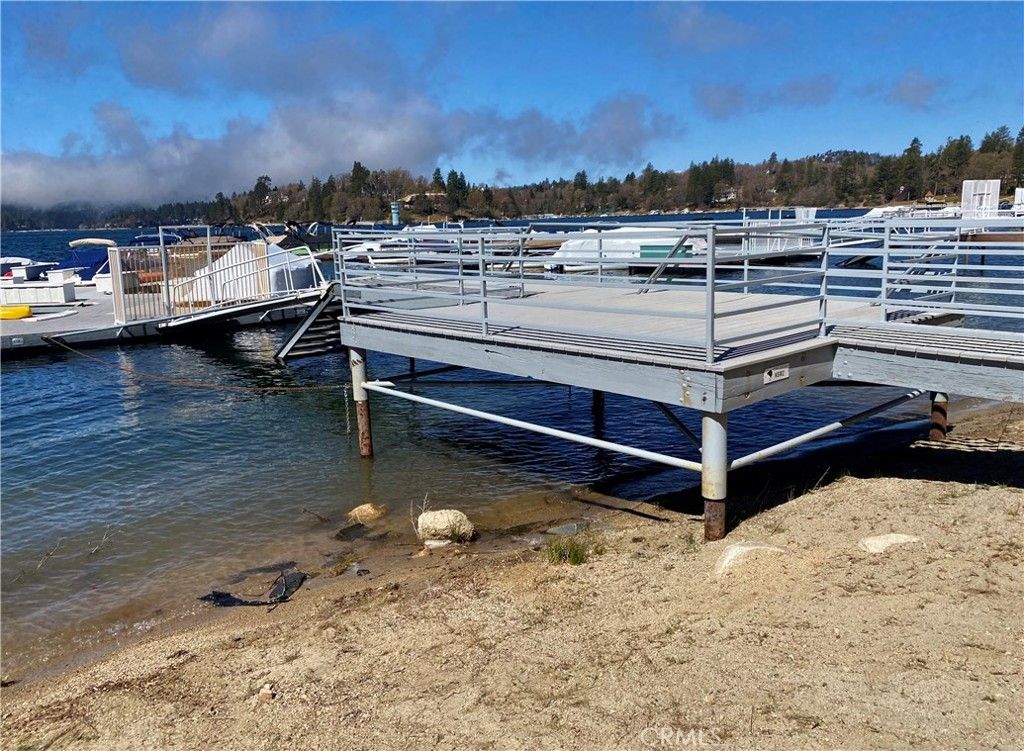 listing image 130728078921970316648
