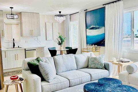 5267 E Ocean Boulevard 1 Long Beach CA 90803