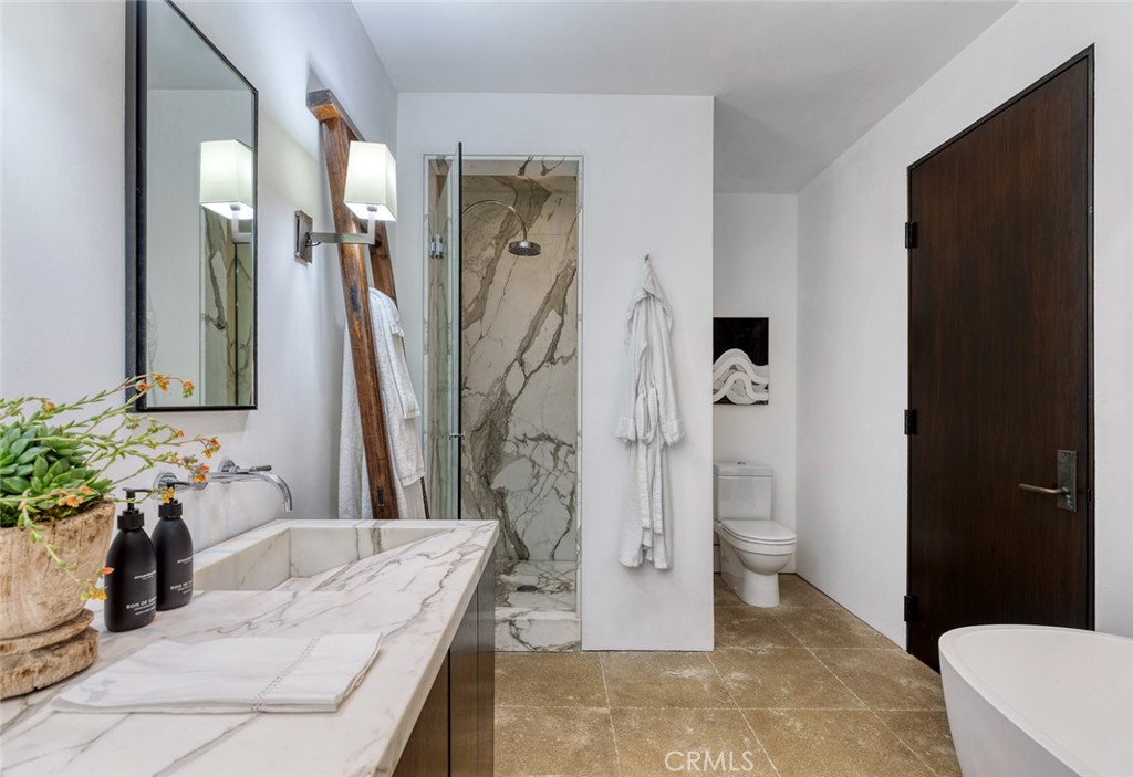 Emerald Bay (EB) - Residential Lease