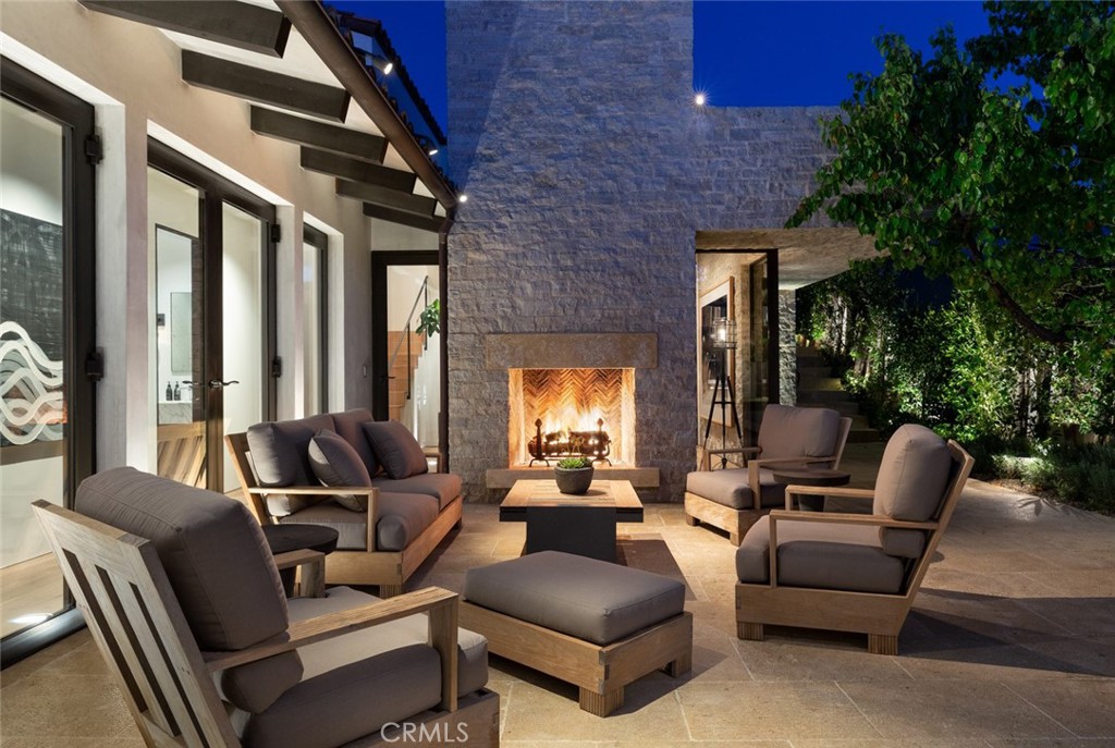 Emerald Bay (EB) - Residential Lease