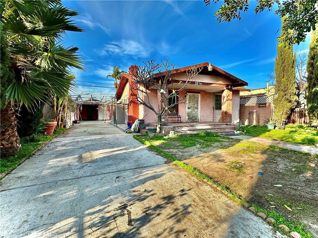 listing image 0