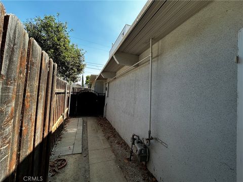 A home in Reseda