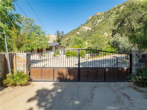 A home in Castaic