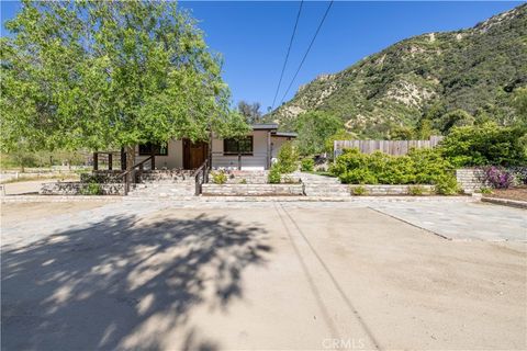 A home in Castaic