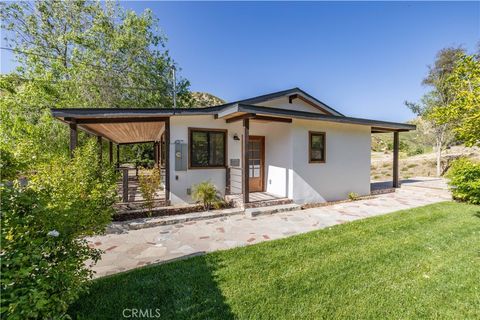 A home in Castaic