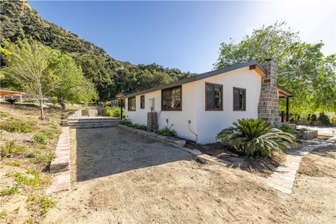 A home in Castaic