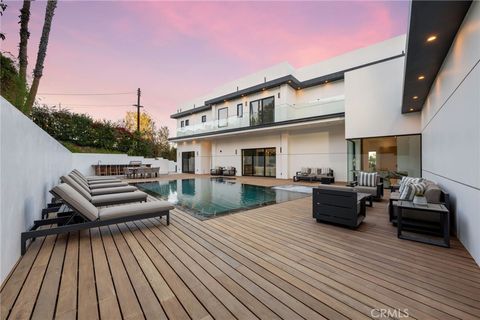 A home in Tarzana