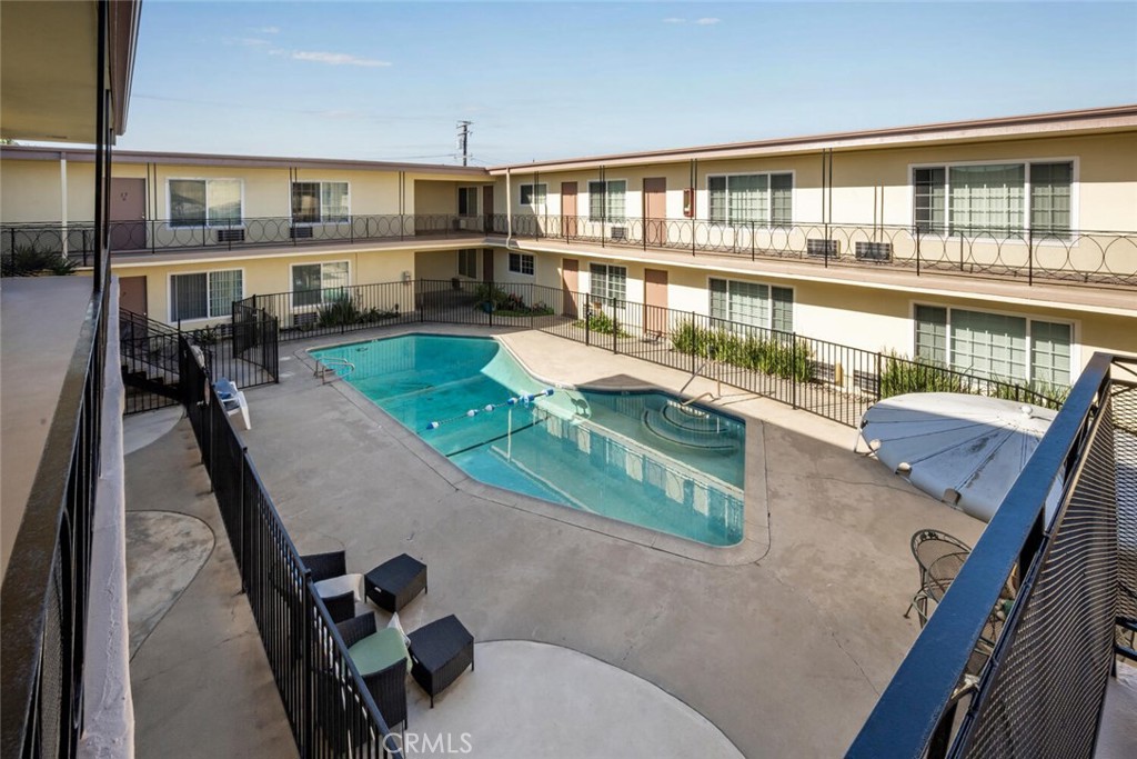 Los Alamitos - Residential Income