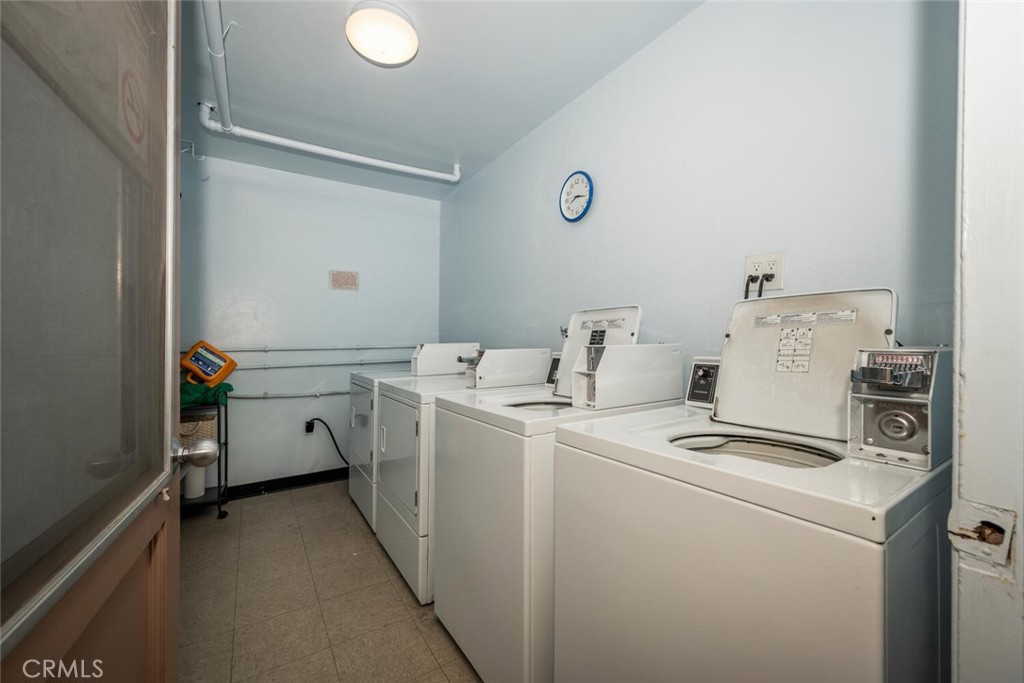 Los Alamitos - Residential Income