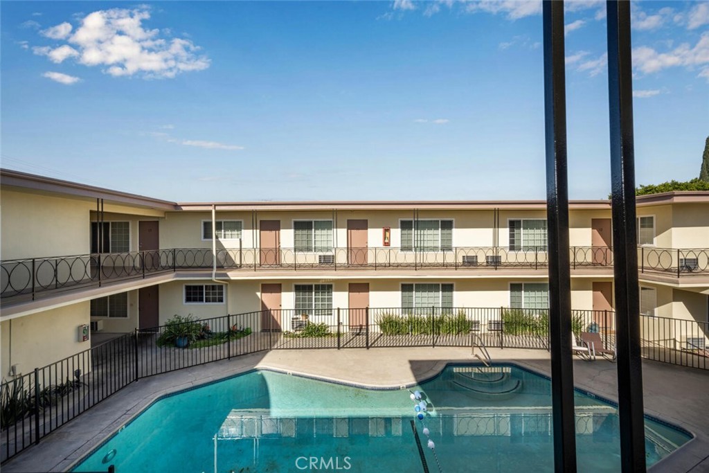 Los Alamitos - Residential Income