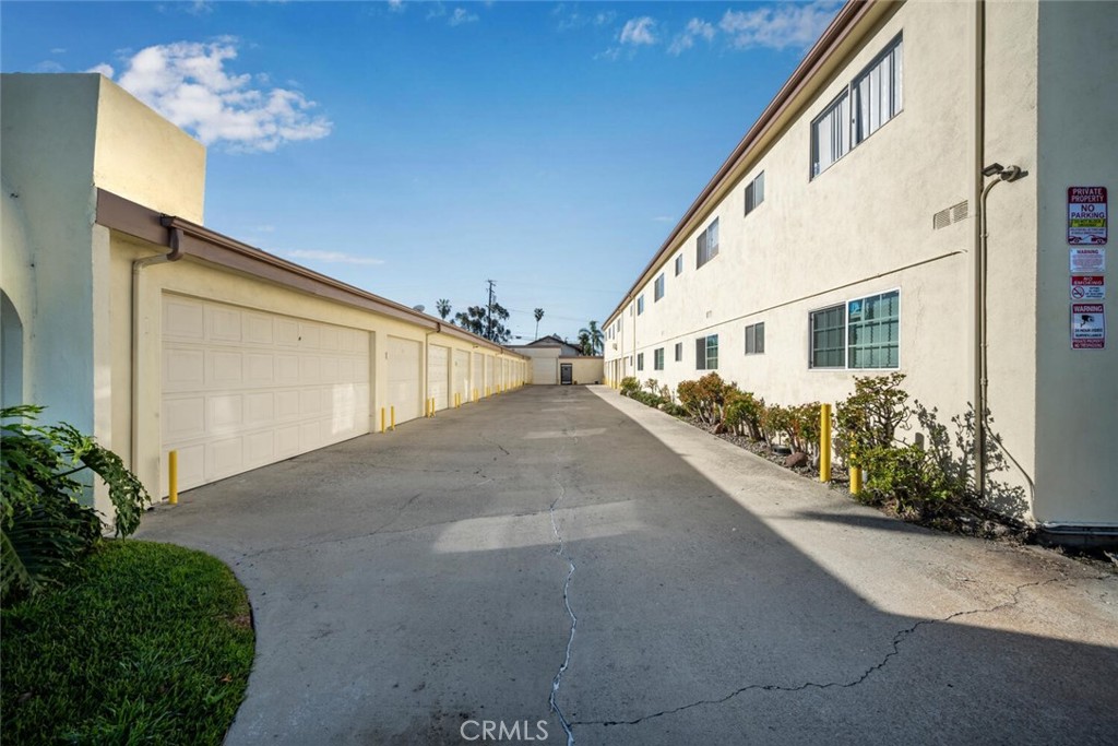 Los Alamitos - Residential Income