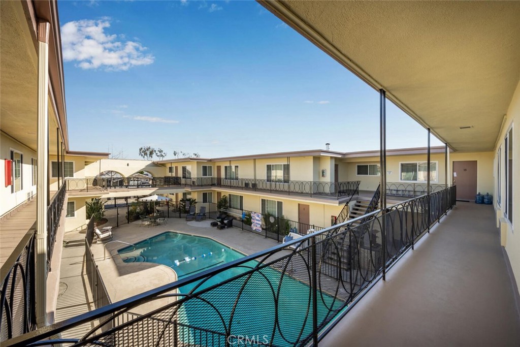 Los Alamitos - Residential Income