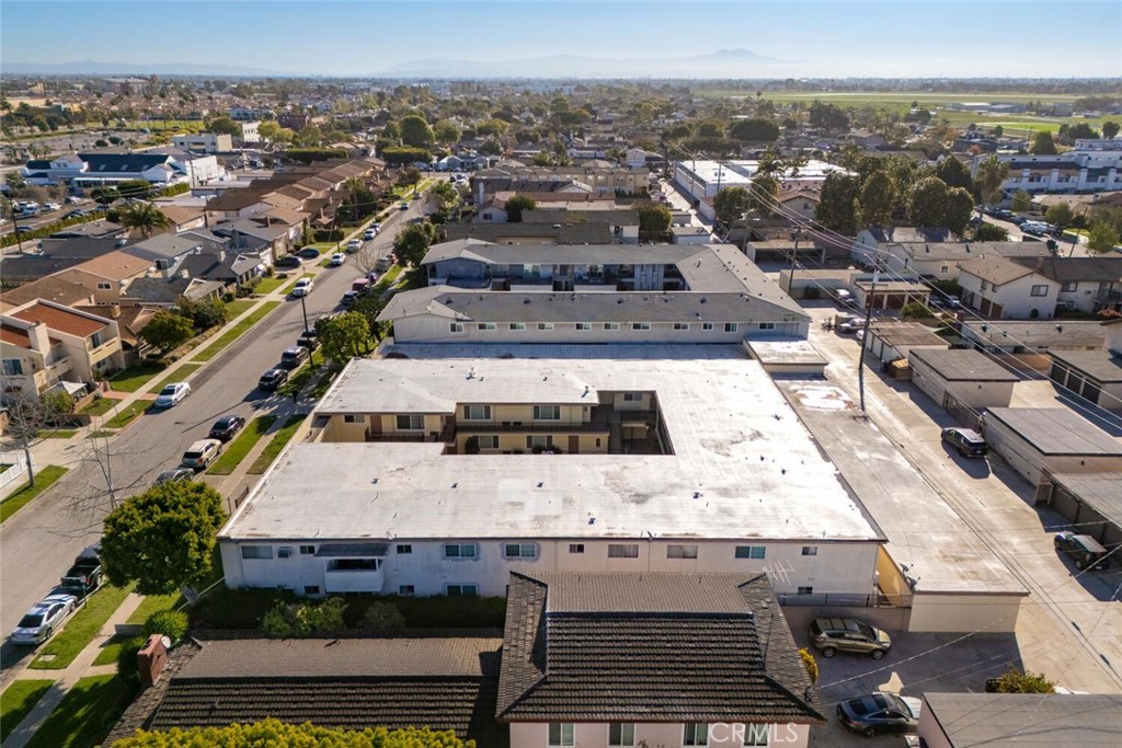 Los Alamitos - Residential Income