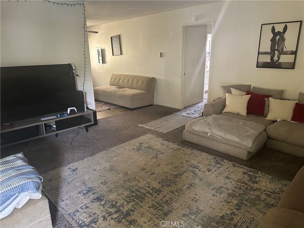 Los Alamitos - Residential Income